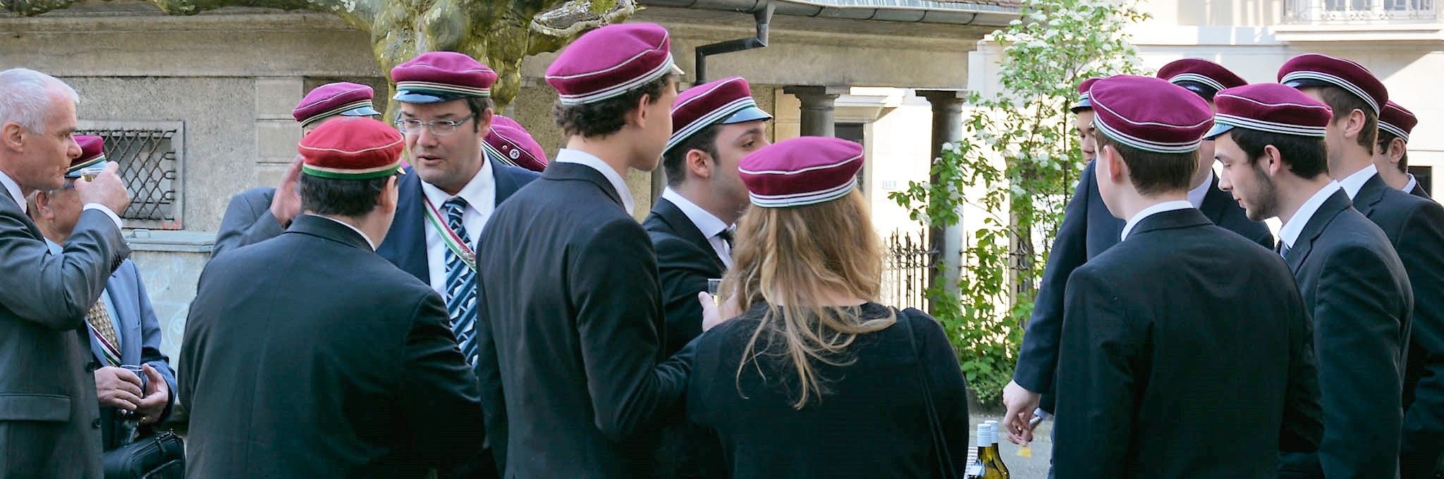 #nv_674 01_header_04